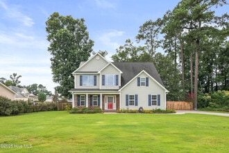 Building Photo - 203 Kennebec Ln