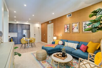 Building Photo - Bolsa Row Apartments