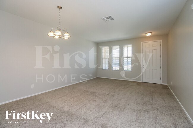 Foto del edificio - 3798 E Alamo St