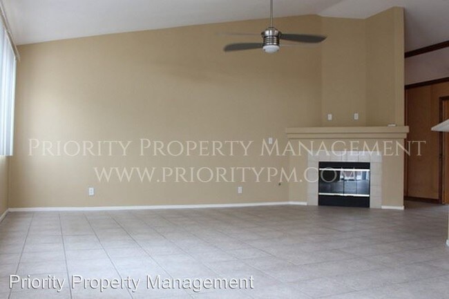 Foto del edificio - 3 br, 2 bath House - 2320 Maui Surf Avenue