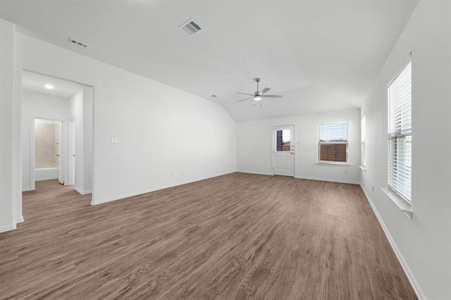 Foto del edificio - 301 Capewood Dr