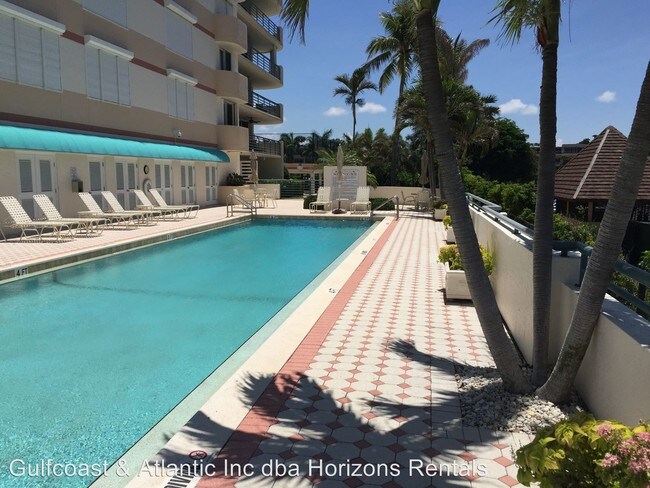 Building Photo - 3 br, 3 bath House - 870 S Collier Blvd #106