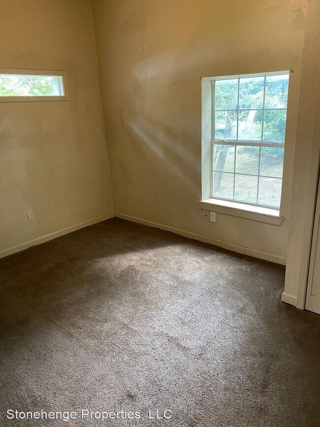Building Photo - 3 br, 1 bath House - 1318 S. 2nd Street