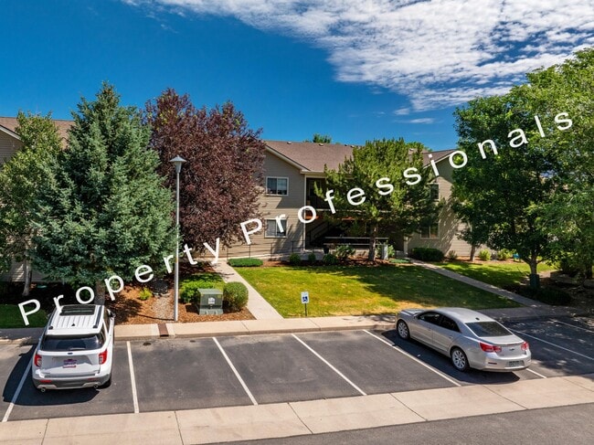 Foto del edificio - Don't miss an opportunity to live at the well kept Wind River Apartments in Rifle!