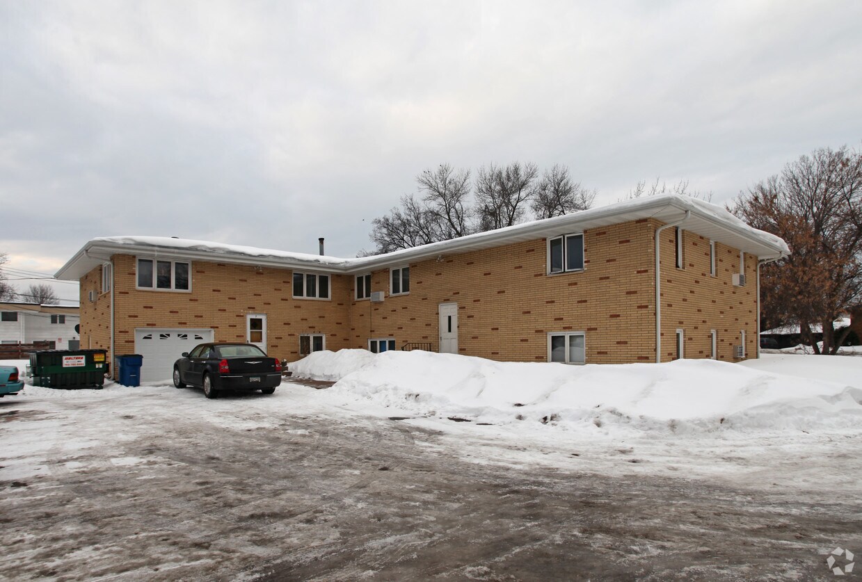 Foto del edificio - 6525 2nd St NE