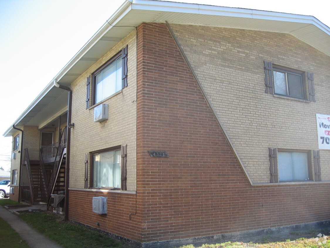 Primary Photo - 4321 Harlem Ave