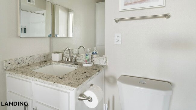Building Photo - 3419 Fountains Dr