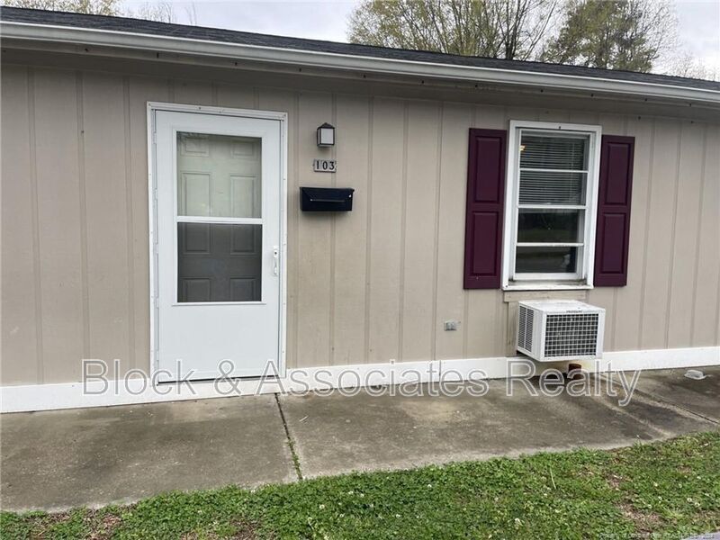 Foto principal - 103 N 9th St