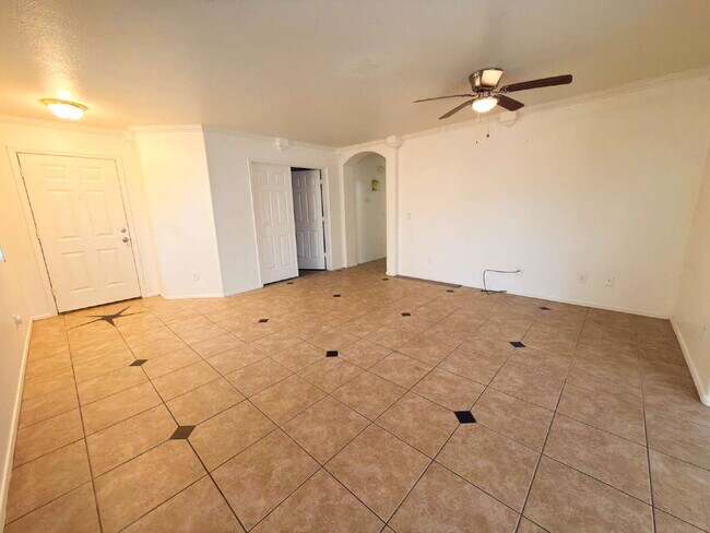 Foto del edificio - Spacious Single-Story Home with Open Layout & 2-Car Garage