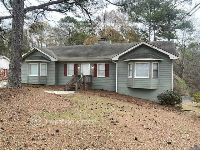 Building Photo - 2440 Sherrie Ln SW