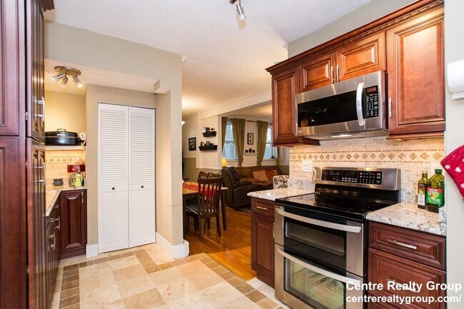 Foto del edificio - 8 Ransom Rd