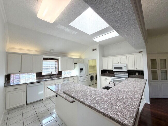 Foto del edificio - 5422 71st St