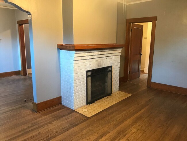 Foto del edificio - Cute 2 bedroom house $995
