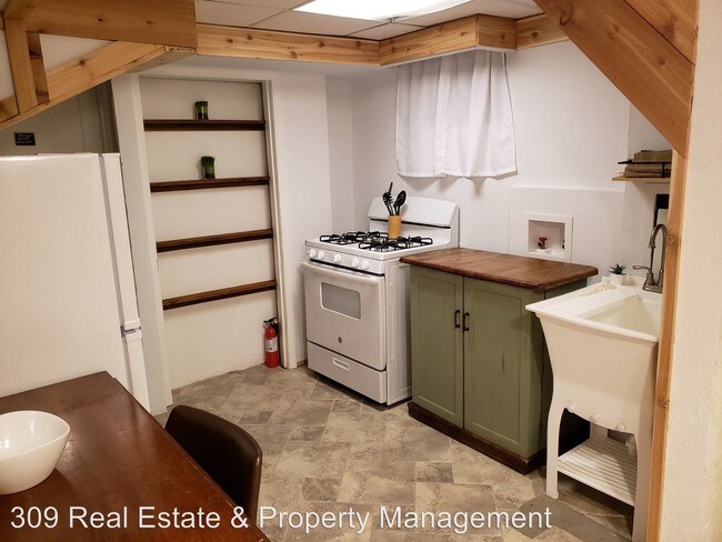 Building Photo - 1 br, 1 bath House - 290 Fondulac Dr