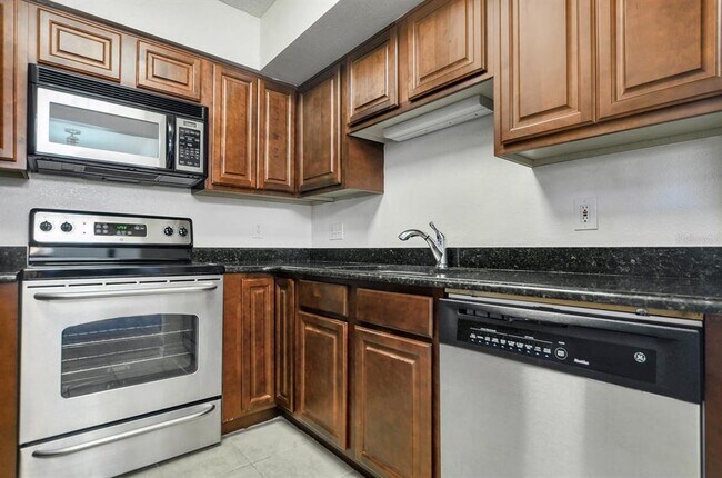 Building Photo - 2690 Coral Landings Blvd
