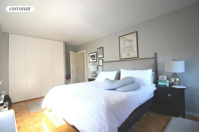 Building Photo - 401 Second Avenue 7D