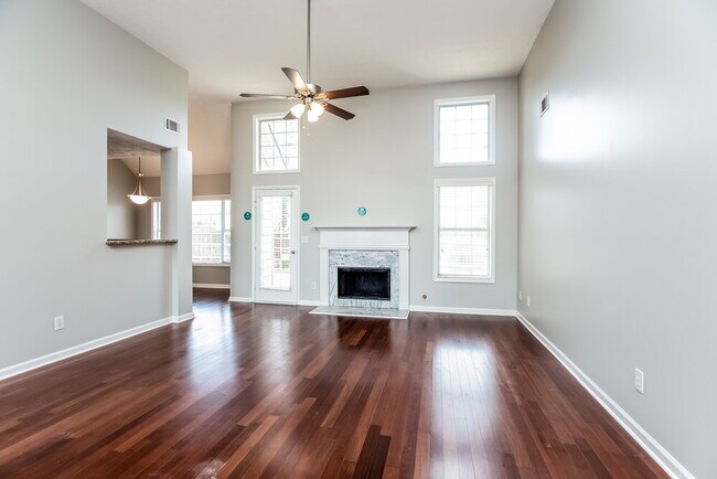 Building Photo - 608 Falcons Ridge