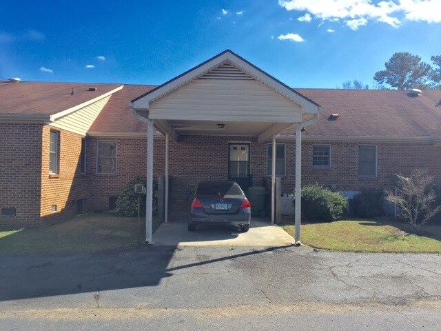 Building Photo - 119 Chappell Dr