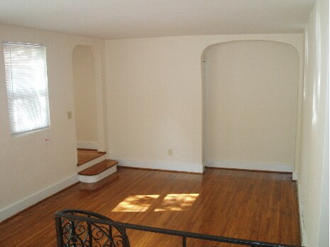 Building Photo - 118 S Waccamaw Ave