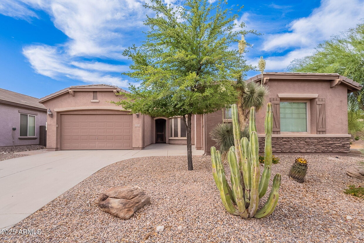 Primary Photo - 6230 W Montebello Way
