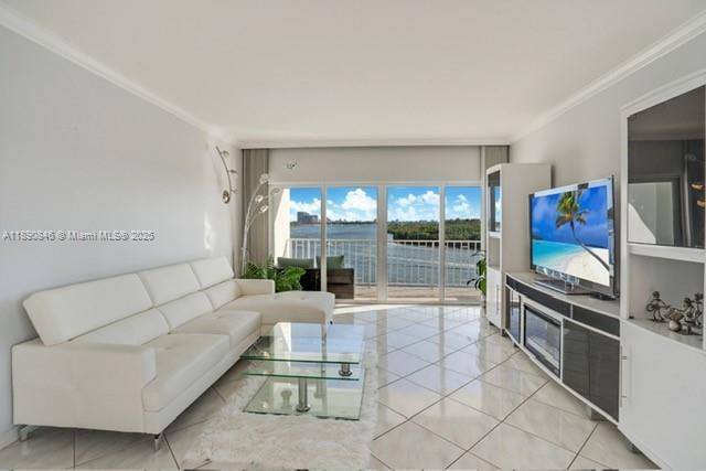 Building Photo - 500 Bayview Dr
