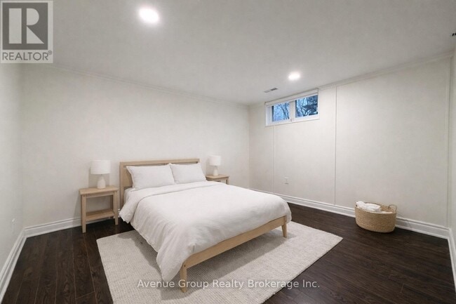 Building Photo - 190 Northwood Dr