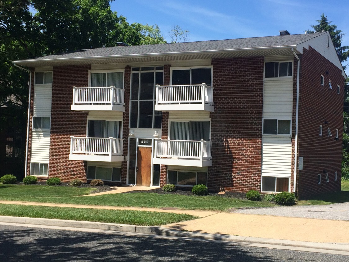 Primary Photo - 140 Nunnery Ln