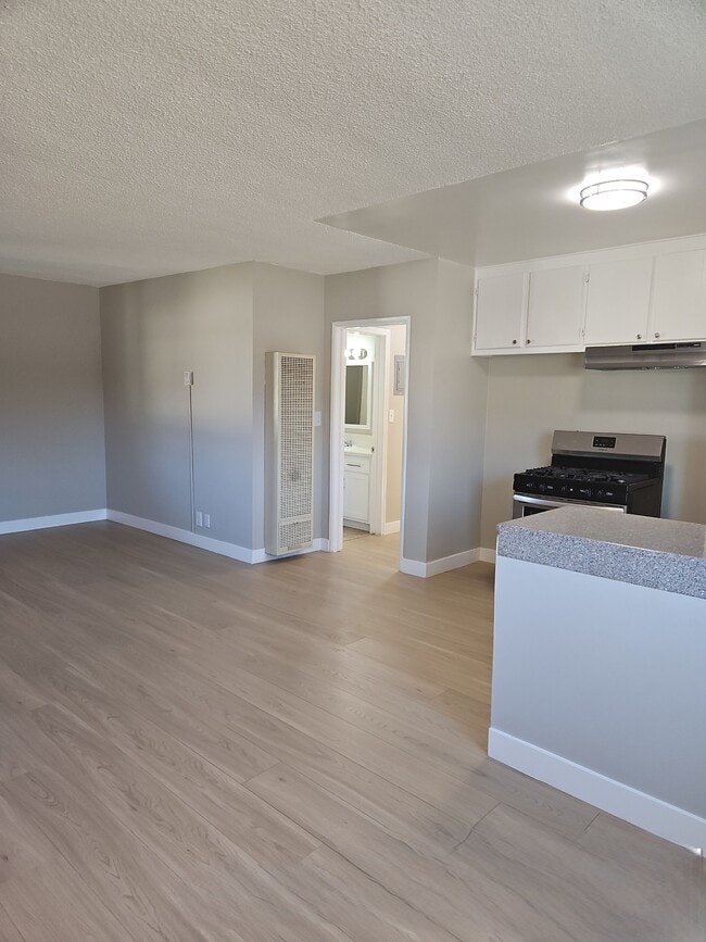 Building Photo - 8445 Tobias Ave