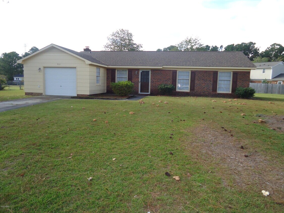 Primary Photo - 511 Pine Valley Rd