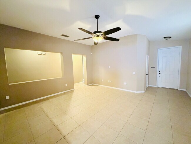 Foto del edificio - "Spacious 3-Bedroom Home with 2 Full Baths in Charming Mulberry Home with Outdoor Kitchen!