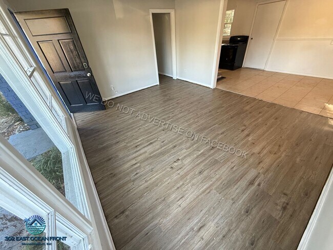 Foto del edificio - Lovely 3 bedroom / 1 bathroom house now available for rent!