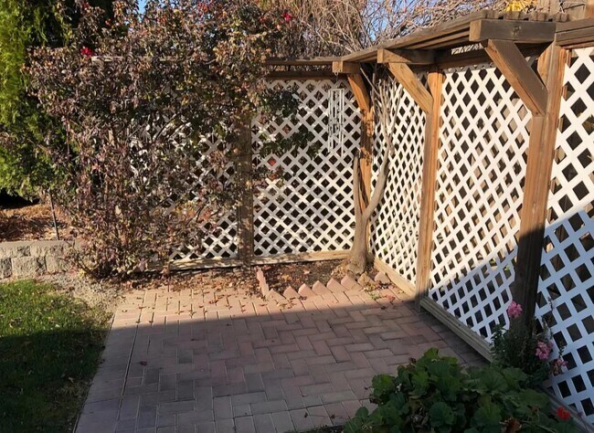 Foto del edificio - 212 SW Malibu Dr