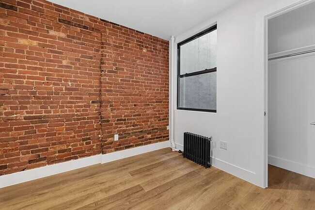 Building Photo - 130 Allen Street
