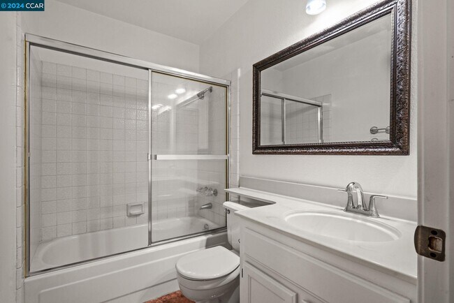 Building Photo - 38686 Stonington Terrace