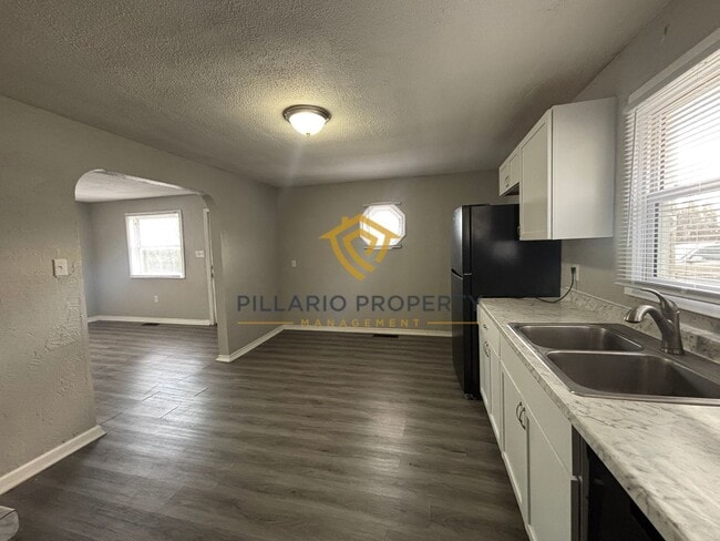 Building Photo - Renovated 3 Bed / 1 Bath in Anderson!