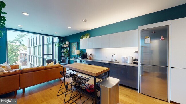 Foto del edificio - 57 N St NW