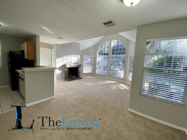Building Photo - 610 Colorado Pl
