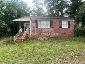 Building Photo - 3346 Shaw Dr