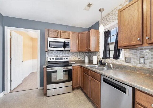 Foto del edificio - 5621 Sycamore Glen Rd