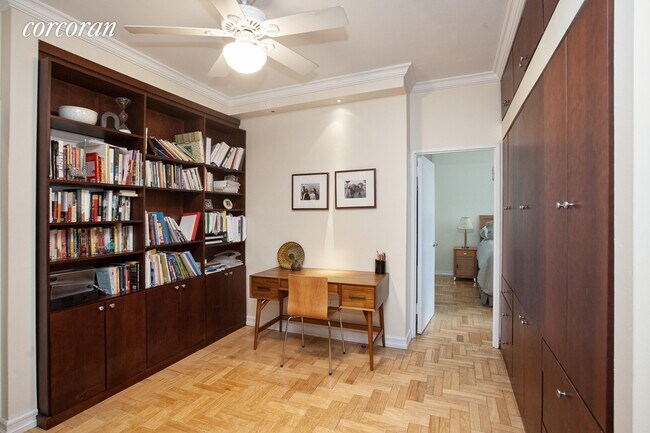 Building Photo - 62 W 62nd St
