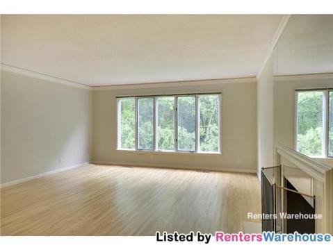Building Photo - 5318 Malibu Dr