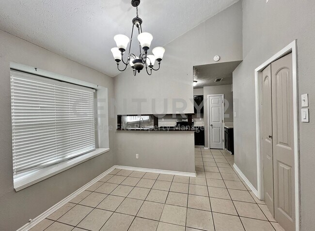 Foto del edificio - Lovely 3/2/2 In Arlington Available Now!
