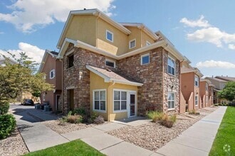 Building Photo - 105 Lucca Dr