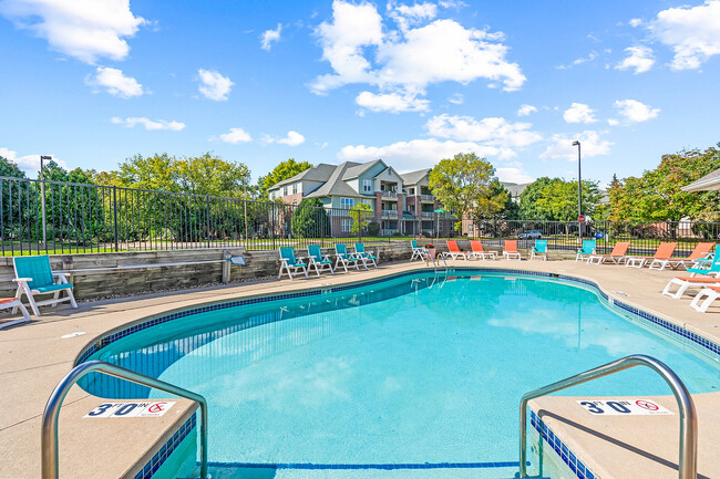 El punto de referencia en la piscina de Hatchery Hill - The Landmark at Hatchery Hill