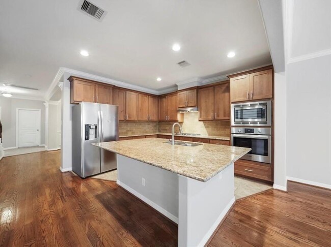 Building Photo - 1108 Beall Landing Ct