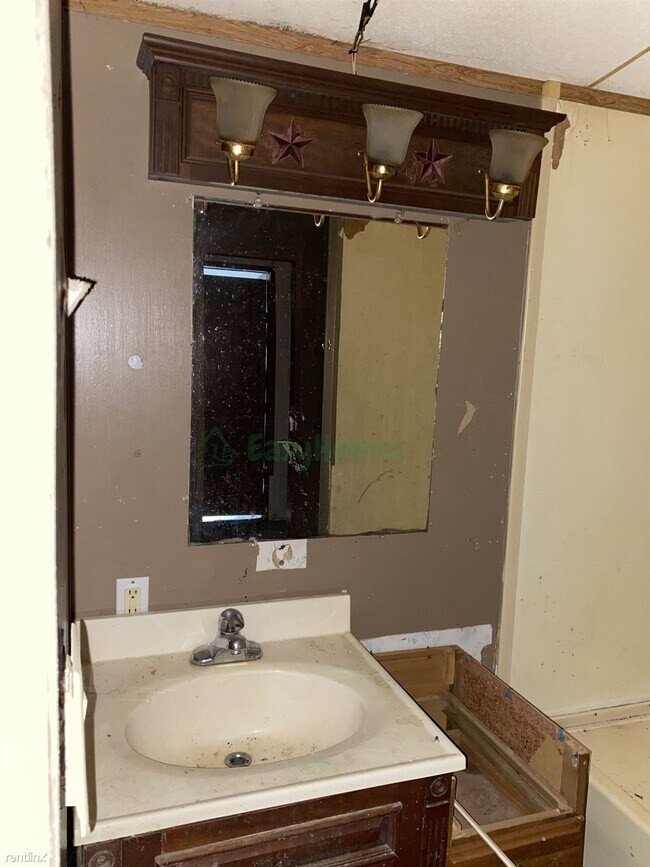 Foto del edificio - 3 br, 2 bath House - 20 Thompson Street