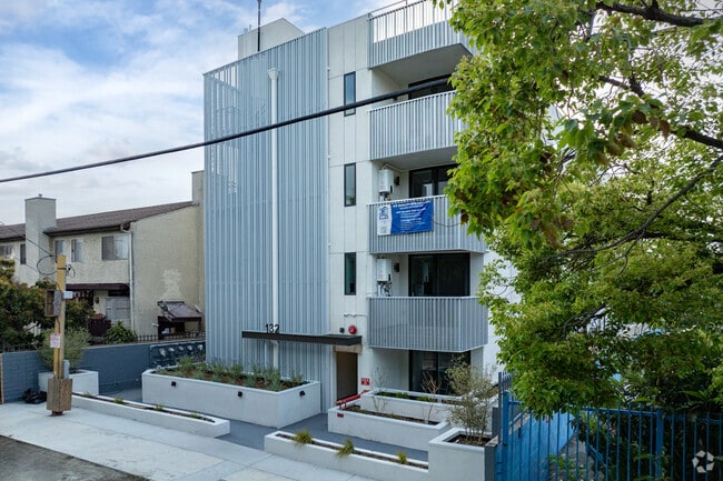 Alternative Photo - Rosemont Villas