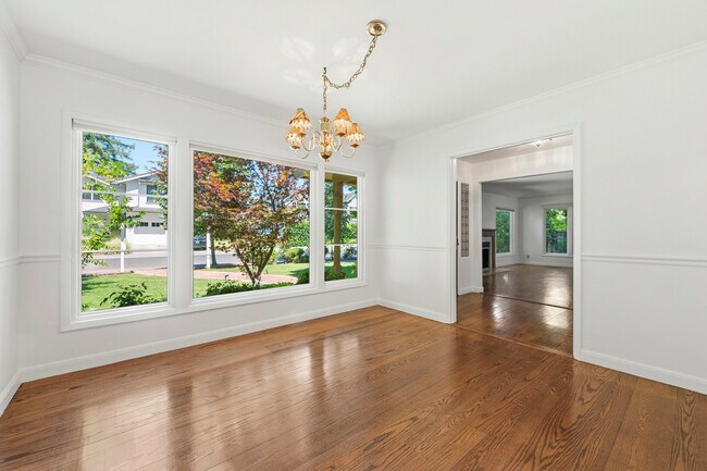 Foto del edificio - 1825 White Oak Dr