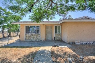 Building Photo - 7214 Cypress Ave