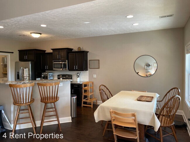 Building Photo - 4 br, 2.5 bath House - 987 Promenade Dr